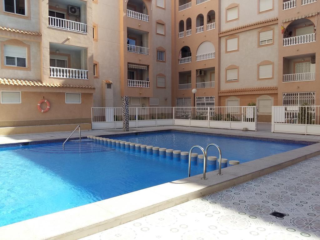 Apartamento Felix De La Fuente Torrevieja Eksteriør bilde