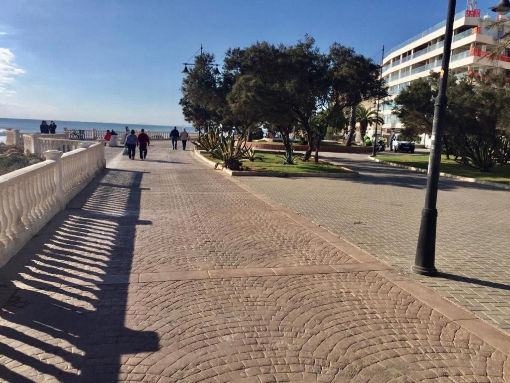 Apartamento Felix De La Fuente Torrevieja Eksteriør bilde